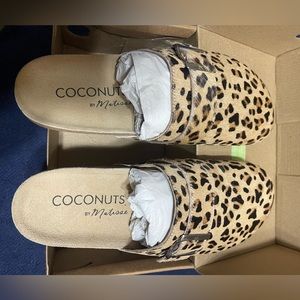NEW Coconuts by Matisse Leopard Cowhide Slides Size 9